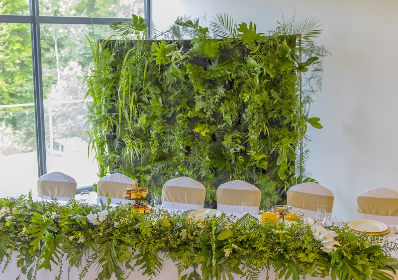 ślub wesele dekoracje ślubne dekoracje weselne greenery zielone dekoracje weselne Artico Studio Florystyczne Kraków