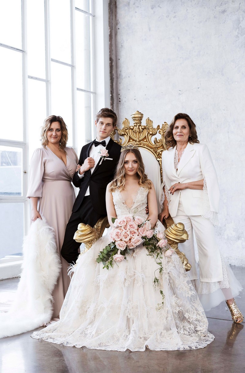 ślub wesele suknia ślubna kolekcja ślubna Dorota Goldpoint Szapołowska sesja ślubna rodzinna inspiracje