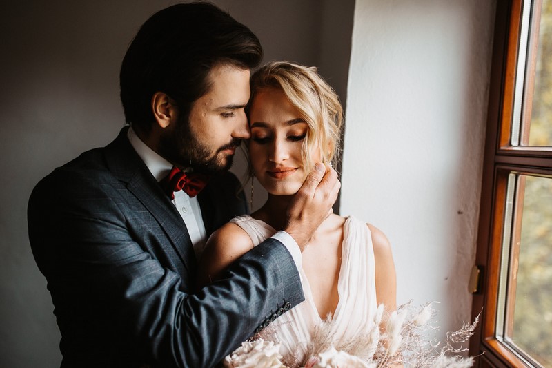 ślub wesele organizacja ślubu organizacja wesela 2021 wesele kameralne a covid-19 wesele w dobie koronawirusa porady inspiracje 