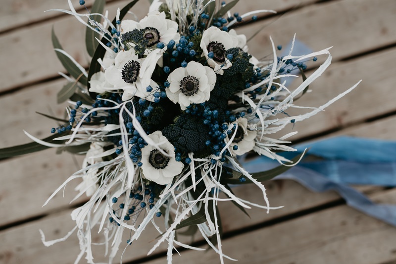 ślub wesele motyw przewodni ślubny weselny kolorowy ślub wesele niebieski granatowy błękitny inspiracje 