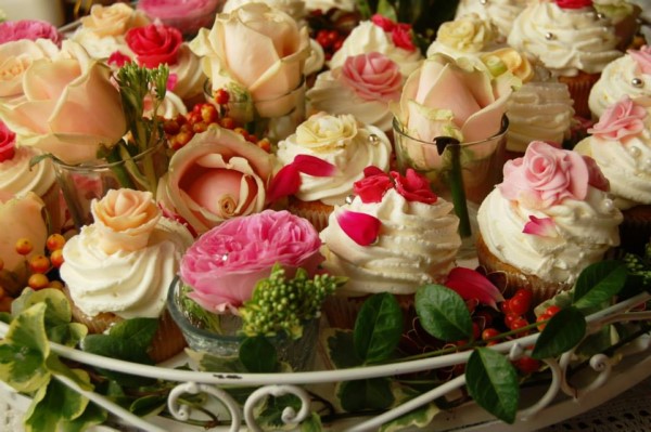 muffiny z kwiatami cukrowymi