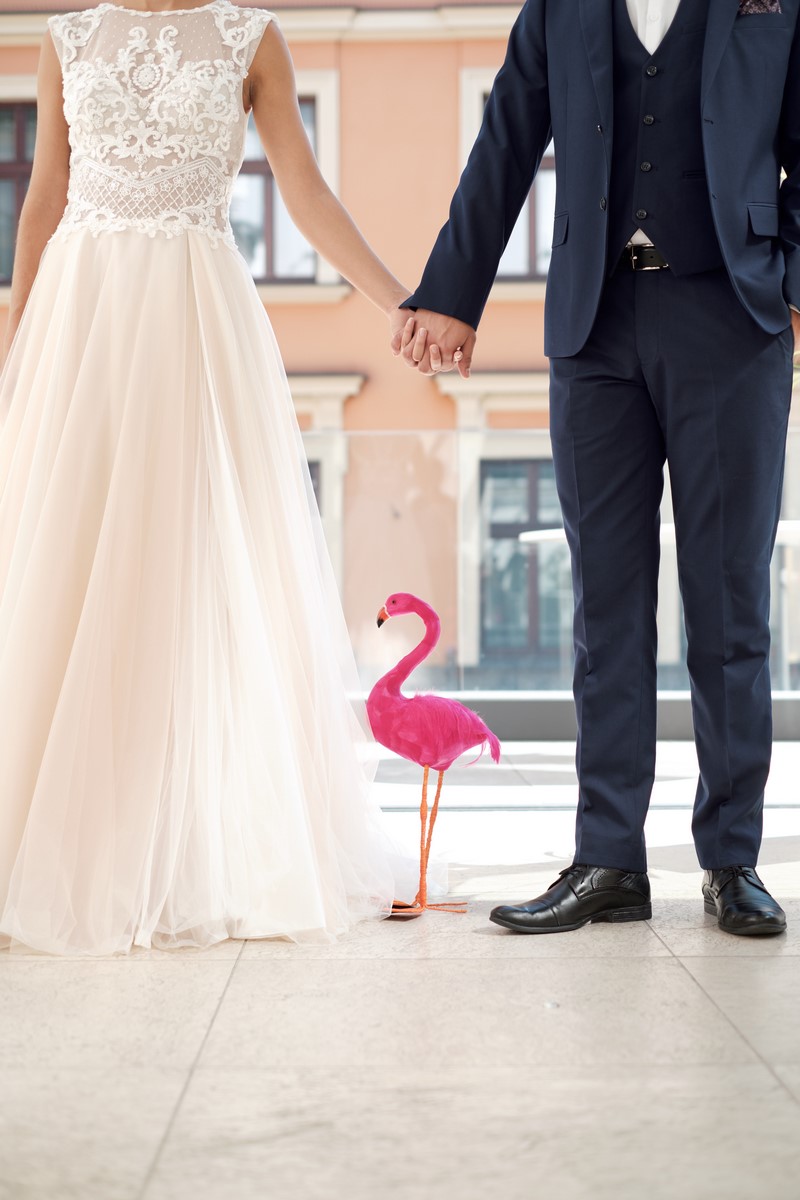 ślub wesele sesja ślubna sweet flamingo różowy motyw przewodni suknia ślubna garnitur ślubny dekoracje ślubne weselne bukiet ślubny fryzura ślubna inspiracje ślubne abcslubu,pl