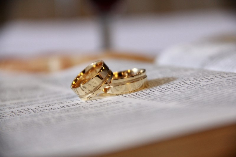 ślub wesele obrączki ślubne obrączki na ślub obrączki małżeńskie ranking obrączek 2019 Auroria Diamonds wyjątkowa biżuteria z brylantami