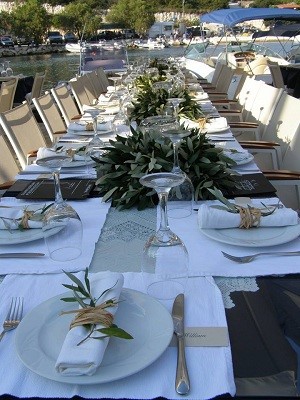 Ślub i przyjęcie weselne w ogrodzie oliwnym, kefalonia