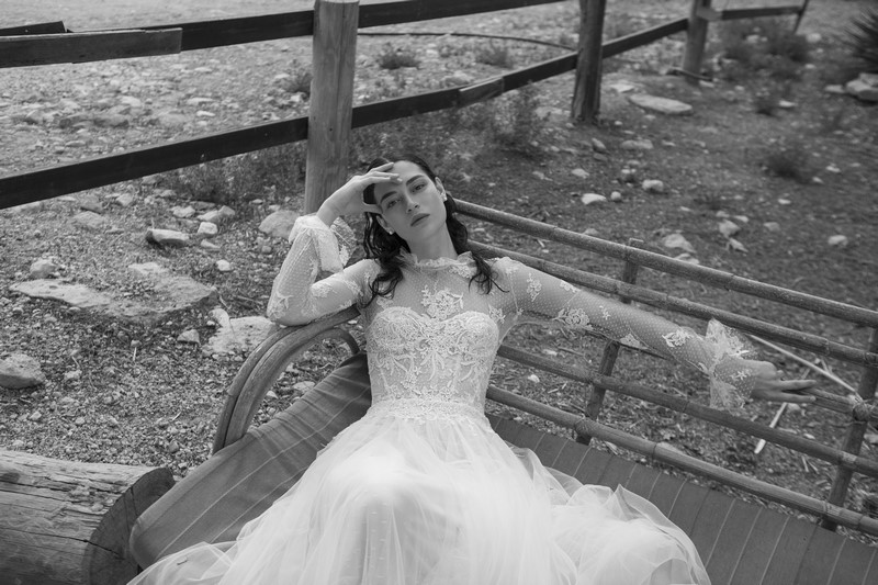 suknia ślubna ślub wesele wedding dress Alon Livne Izraelskie koronki projektant kolekcja 2019 New York Bridal Fashion Week inspiracje suknia ślubna suknia na ślub 