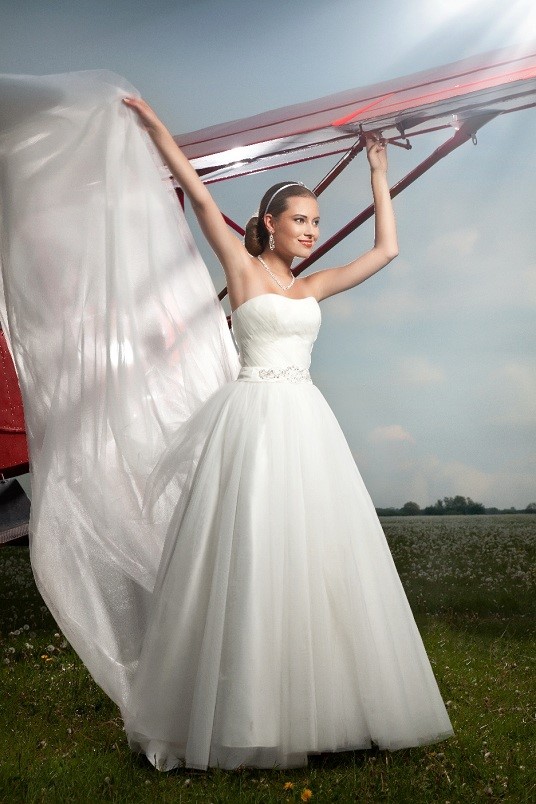 Suknia ślubna Annais Bridal, model Polly