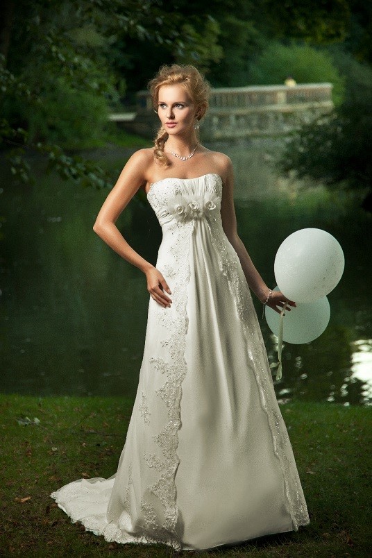 Suknia ślubna Annais Bridal, model Amaranta