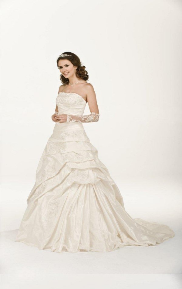 Suknia ślubna 2012, Pronuptia Paris, model Diamant