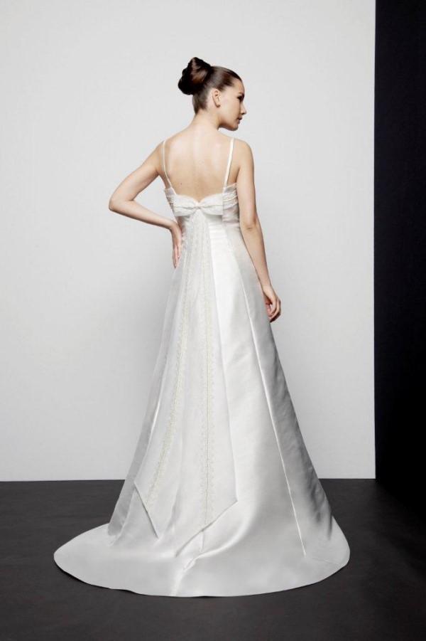 Suknia ślubne 2012, Pronuptia Paris, model: Douce