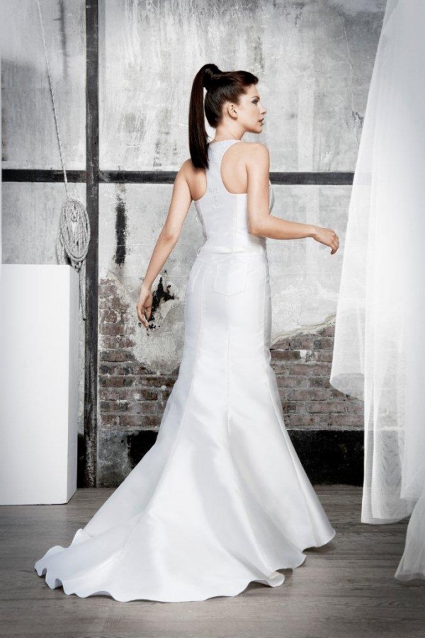 Suknia ślubna 2012, Pronuptia Paris, model Action