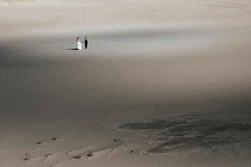 Teodor Klepczyński Fotografia ślubna sesja ślubna nad morzem sesja ślubna na plaży inspiracje porady 
