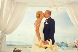 Bajkowy ślub na greckiej wyspie Santorini