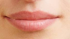 Wazelina do ust: nawilżający opatrunek dla Twojej delikatnej skóry