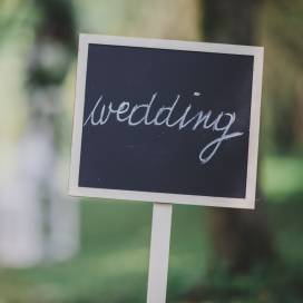 10 znaków, że jesteś zbyt zestresowana organizacją własnego ślubu i przyjęcia weselnego