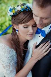 Sprawdź, jak wybrać biżuterię na swój ślub. Poradnik przedślubny