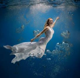 Ocean Przyszłości - ekologiczna suknia ślubna marki Karoliny Seeger